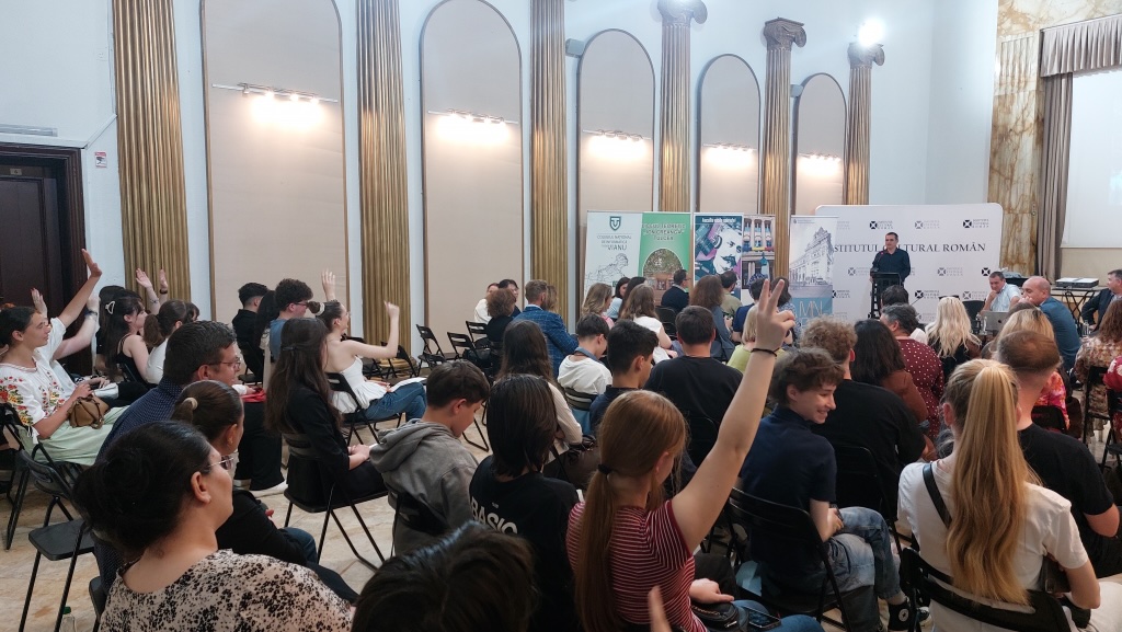 Prezentare în sala ICR